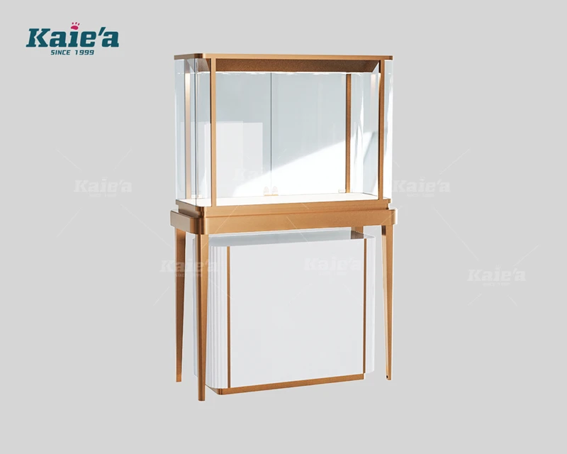 Vitrine d'une armoire &agrave; bijoux exquise