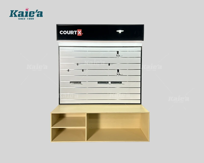 Vitrine de magasin de sport avec canal en aluminium